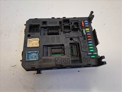 Peugeot 5008  bsi modul 9664059080