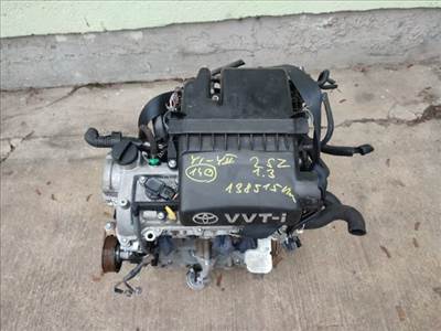 Toyota Yaris (XP10) Motor (Fűzött blokk hengerfejjel) toyota2sz-2sz