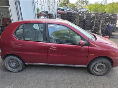 Tata Indica ajtó 