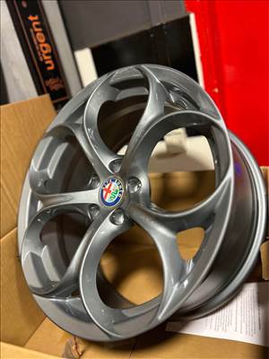 ÚJ  5x110 ALFA ROMEO 18”új felnik R18, 18