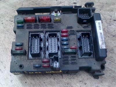 CITROEN XSARA 00.11-04.12 Biztosítéktábla BCM BSI BSM SAM GEM modul Motortér