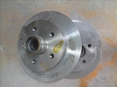 Volkswagen Transporter T3 első féktárcsa  1155211025