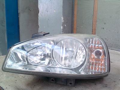 LADA Kalina  Bal első fényszóró