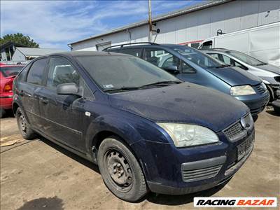 Ford Focus Mk2 1.6 -HWDA-  bontott alkatrészei