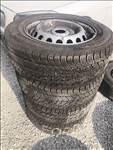  16" használt (gyári felni) lemezfelni, rajta 215/65 használt Semperit téli gumi gumi 