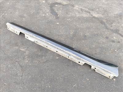BMW 3 E90 E91 bal oldali küszöb borítás burkolat 89643051