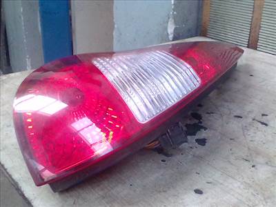 LADA Kalina  Bal hátsó lámpa