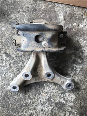 Opel Crossland X 1.2T motortartó bak 9678252080