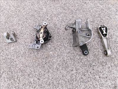  VOLVO V40 MOTOR/VÁLTÓTARTÓ BAKOK ELADÓK! 31359642