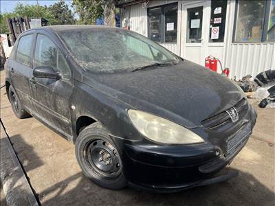 Peugeot 307 1.6i bontott alkatrészei