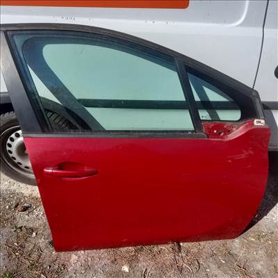 Peugeot 208 ajtó eladó.