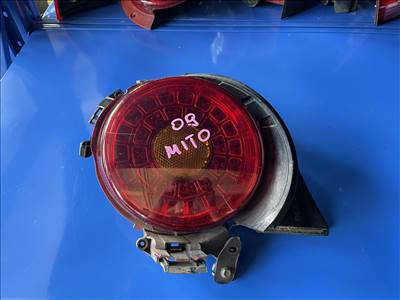 Alfa Romeo Mito Bal hátsó lámpa 156085857