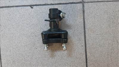 Malaguti Madison 250 kormány befogó