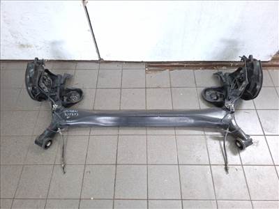 Nissan Qashqai (J11) hátsó híd tárcsafékes