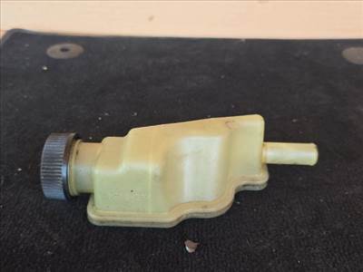 Mazda 3 (BK) MAZDA 3 (BK) Szervóolaj Tartály