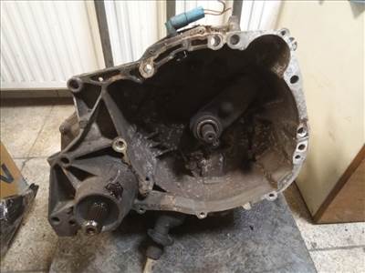 RENAULT CLIO 01-06 Sebességváltó. benzines manuális