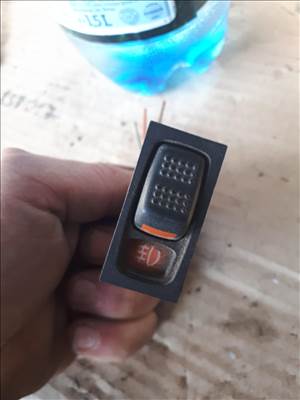 Ford Sierra ködlámpa kapcsoló csatlakozóval 83bg15k237ba