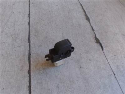 NISSAN ALMERA 00-03 Jobb első ablakemelő kapcsoló