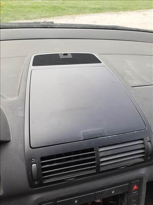 Vw Sharan 1.9pdtdi műszerfalrekesz eladó!