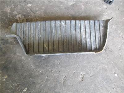 Mazda E 2200 fellépő gumi