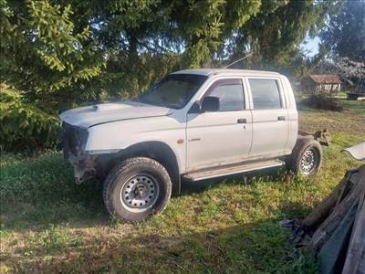 Mitsubishi L200 III bontott alkatrészei