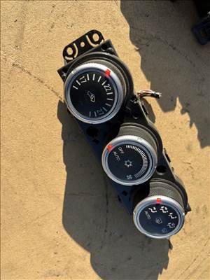 Mitsubishi Outlander II 2.2 DI-D 4WD klímapanel  7820a115xa