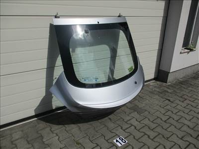 Opel Insignia Csomagtér ajtó 5 ajtós 2008-2017