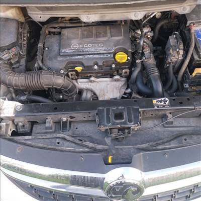 Opel zafira c 1.4 turbó