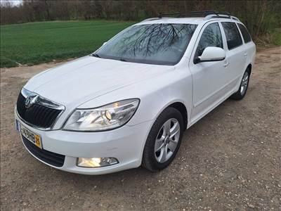 Skoda Octavia II CAYC facelift LF9E bontott alkatrészei