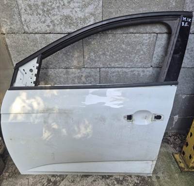 Renault Mégane IV 5 ajtós bal első ajtó szerelvények nélkül