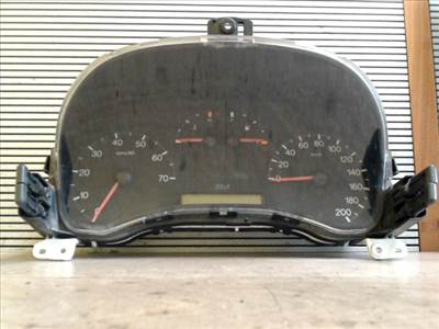 FIAT PUNTO II. Kilóméteróra