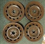  5x108 lyukosztású 6JJ 15" használt (gyári felni) lemezfelni