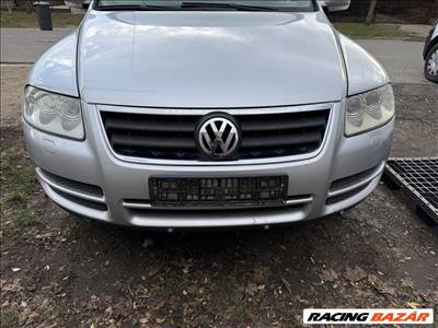 Vw Touareg 2.5PD TDI lökhárító géptető fényszóró homlokfal xenon sárvédő