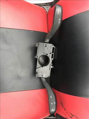 Seat Ibiza III 6L bajuszkapcsoló 6Q0953503AF