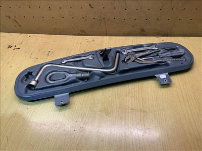 BMW 3-as sorozat E46 szerszámtartó szerszámkészlet gyári - sedan, coupe 71111094903