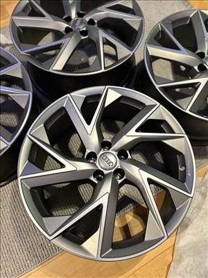 ÚJ 5x112 GYARI AUDI SPORT RS 21”felnik R21,21