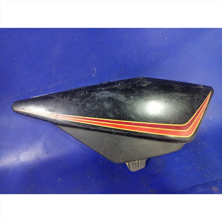 Yamaha RD 250 4L1 RD 350 4L0 ülés alatti idom jobb Seiteverkleidung side cover panel 2. kép
