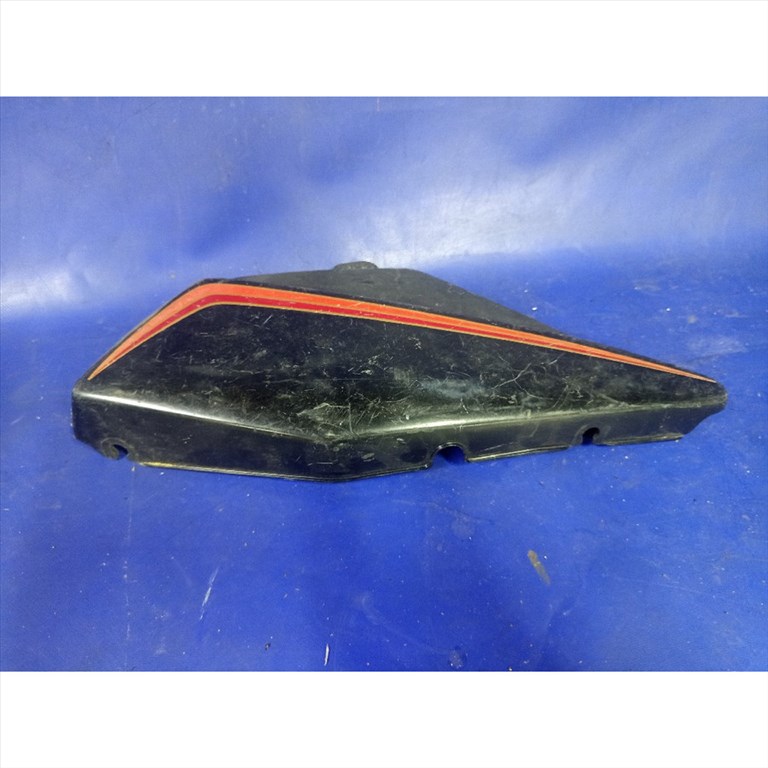 Yamaha RD 250 4L1 RD 350 4L0 ülés alatti idom jobb Seiteverkleidung side cover panel 4. kép