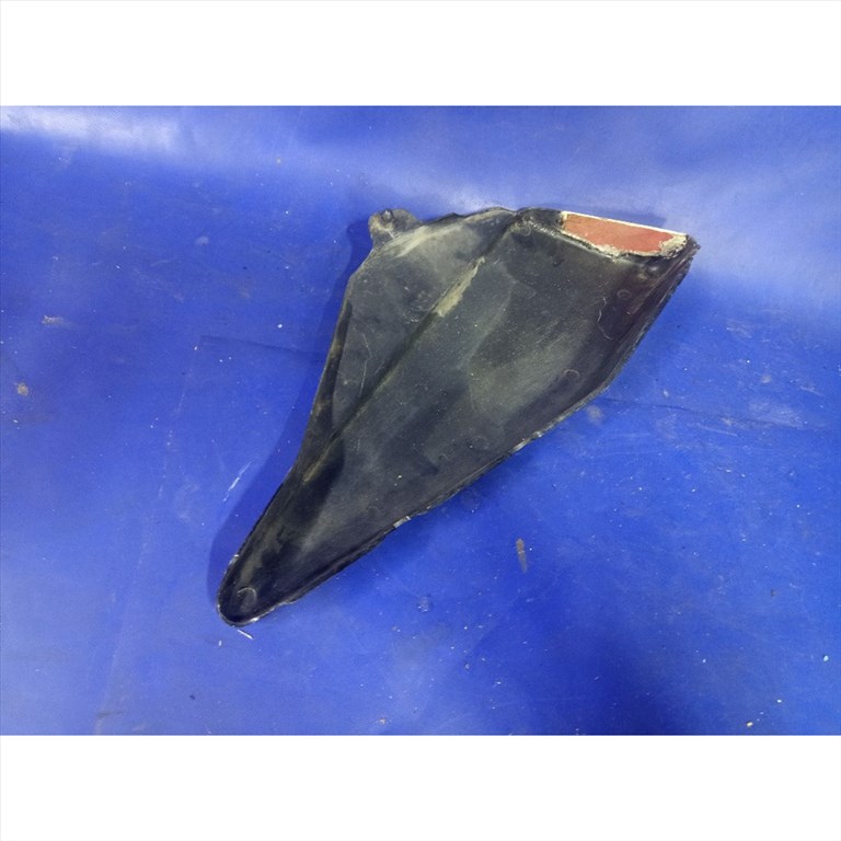 Yamaha RD 250 4L1 RD 350 4L0 ülés alatti idom jobb Seiteverkleidung side cover panel 6. kép