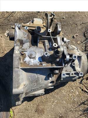 Peugeot 208 I váltó 20dp77