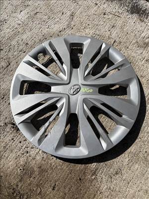 Toyota Aygo (AB40), Toyota Corolla (E210) Dísztárcsa  42602-0h190  Csak 1db!!!
