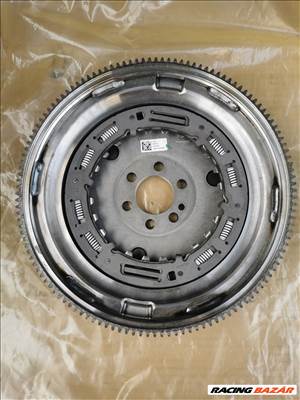 Audi Skoda Vw 1.5TSI 7 sebességes DSG új lendkerék 04e105266am