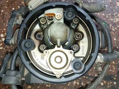 Citroën Saxo Központi Injektor *153069* 0132008601