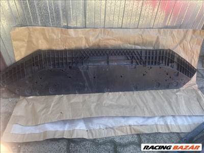 Audi A4 (B9 - 8W) lökhárító alsó koptató  8w0807611