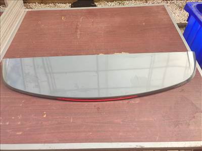 Hyundai i30 csomagtér ajtó spoiler 