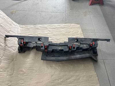 Opel Astra J Homlokfal Burkolat 11504 13264477