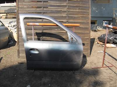 Renault Thalia II első ajtó hátsó ajtó 