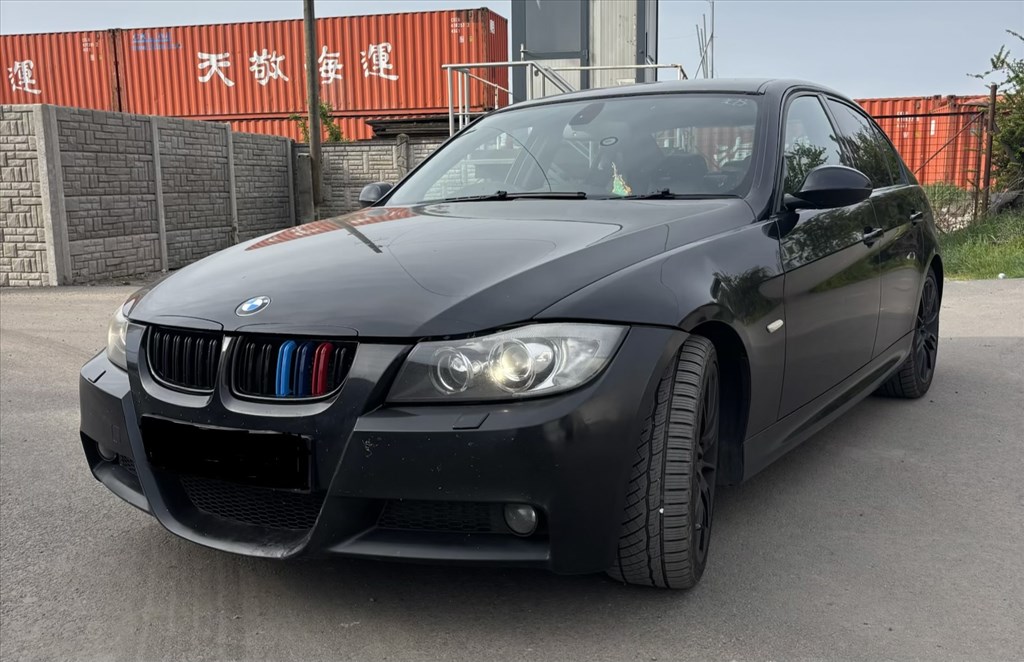 BMW 3-as sorozat (E90, E91, E92, E93) bontott alkatrészei 2. kép