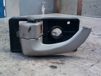 HYUNDAI Tucson 2004.04.01-2009.03.31 Bal első belső kilincs