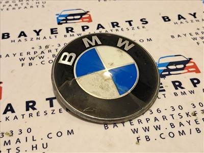 Bmw E46 E90 F30 stb. 74mm bontott hátsó embléma - kopott
